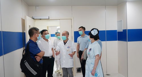 西部開發(fā)研究院參與國家臨床醫(yī)學(xué)研究中心建設(shè)調(diào)研，推動(dòng)醫(yī)學(xué)研究新發(fā)展